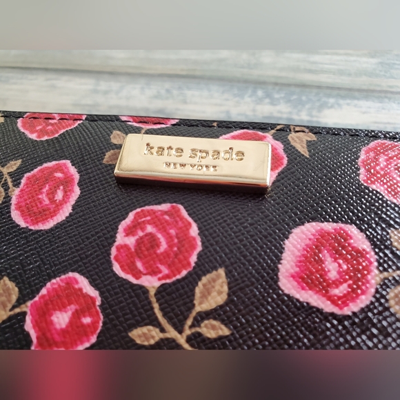 Kate Spade New York Laurel Way Neda Zip Wallet Clutch Hazy Rose - Picture 3 of 12